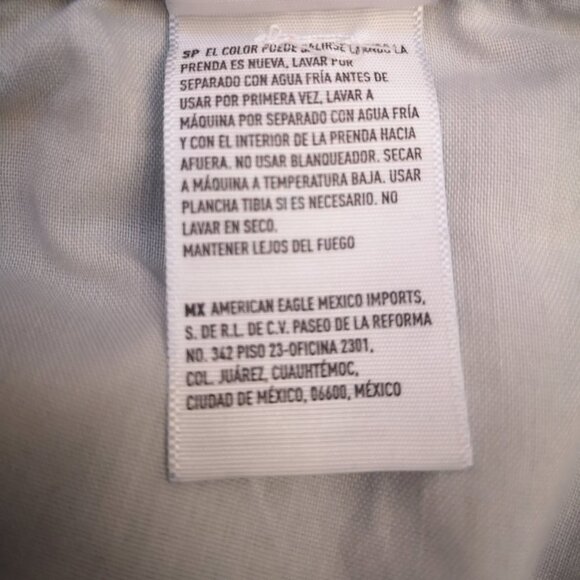 American Eagle Outfitters Super Stretch Distressed Ladies Size 10 Short Jeans - Picture 11 of 15